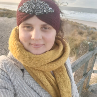 Van den Steen, Mara Mara Van den Steen